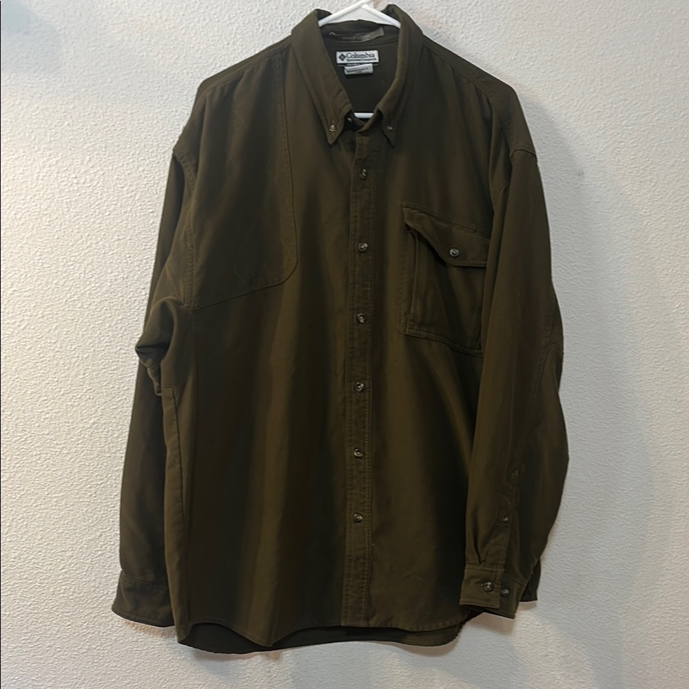 Columbia River Lodge Olive Shirt